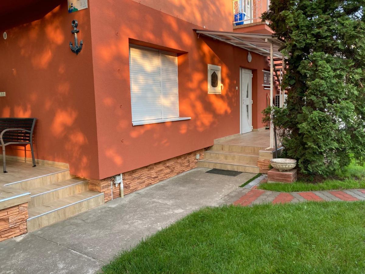 Balaton Vendégház Siófok Extérieur photo